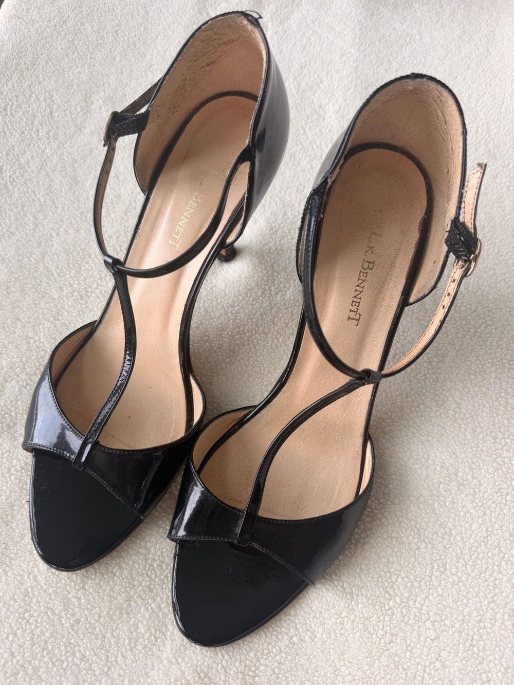 LK Bennett Black Patent Leather T-Strap Heel Sandals 11